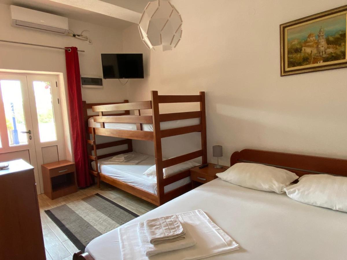 Vila Corovic Kumbor Chambre photo